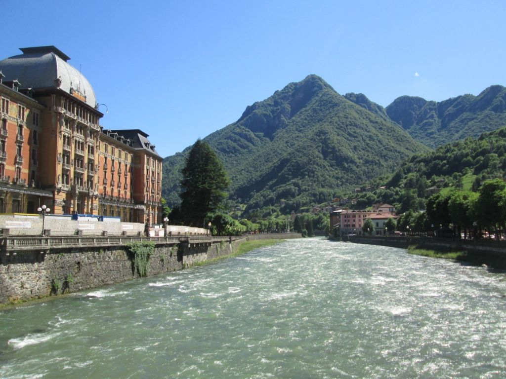 Il Grand Hotel di San Pellegrino Terme e il fiume Brembo